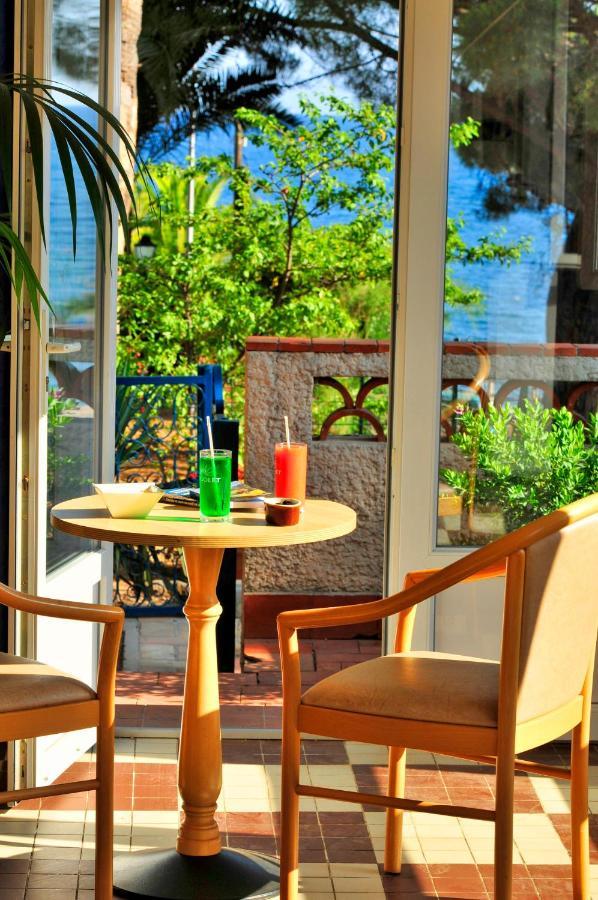 Vtf Clairefont Hotel